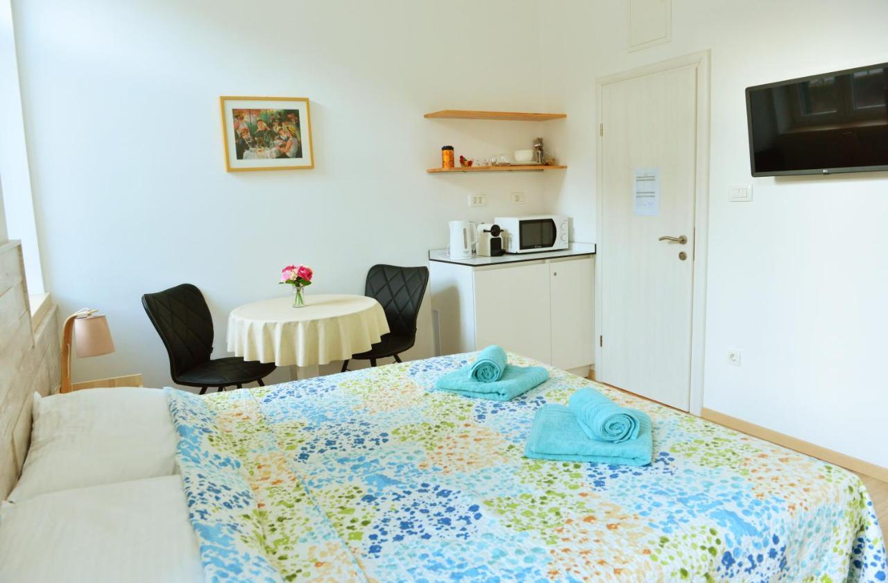 18m² Studio-Apartment, 1 eigene Split Exterior foto
